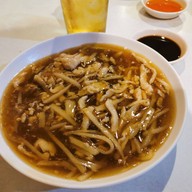 เมนูของร้าน กว้านสิ่วกี่ ตลาดน้อย