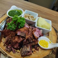 เมนูของร้าน Why Here Bar & Bistro The Avenue Ratchayothin