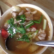 เมนูของร้าน ส้มตำป้าเอียดเกาะยอ