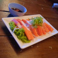 เมนูของร้าน Knockout