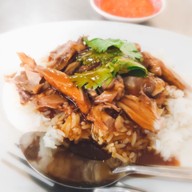 มงคลห่านพะโล้ ชลบุรี