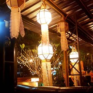 บรรยากาศ ก๋วยเตี๋ยวเรือฮาร์เล่ย์