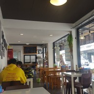บรรยากาศ ร้านติดบ้าน