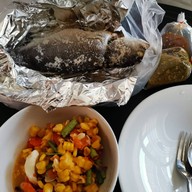 เมนูของร้าน ยิ้มอร่อยเมี่ยงปลาเผา อาหารไทย-อีสาน รสจัดจ้าน คุณภาพอร่อยแบบร้านอาหาร