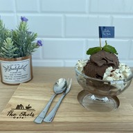 เมนูของร้าน On The Shelf Cafe'