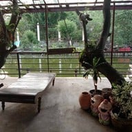 ครัวลัดดา ซีฟู้ด พระสมุทรเจดีย์