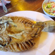 เมนูของร้าน สวนอาหารลุงเหลิม