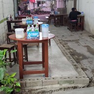 บรรยากาศ โจ๊กแม่สอด