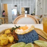 เมนูของร้าน กะเพราชาววัง ขอนแก่น
