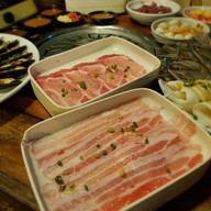 I'SHI & Babishi Buffet