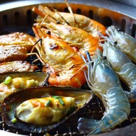 I'SHI & Babishi Buffet