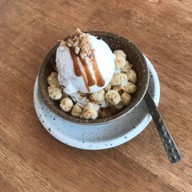 เมนูของร้าน ขนมคุณป้าโหนก นิคมอุตสาหกรรมนวนคร ปทุมธานี