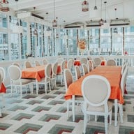 ร้านอาหารบ้านหมอมี