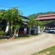 บรรยากาศ บ่อน้ำพุร้อนแม่จอก