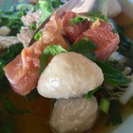 เมนูของร้าน หอมโอชา 2 ถนน วัชรสฤษดิ์ (ตรงข้ามหอประชุมเปรมฯ)