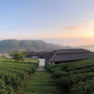 101 Tea Green View Resort