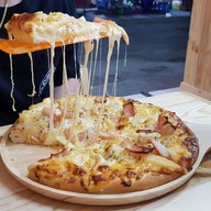 พิซซ่าลาวาลาดพร้าววังหิน-โชคชัย4