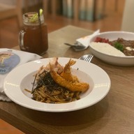 Tokyo Karei Yoshoku จามจุรีสแควร์