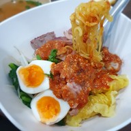 บ้านเปี่ยม (หาดใหญ่บะหมี่เกี๊ยวกุ้ง)