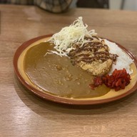 Tokyo Karei Yoshoku จามจุรีสแควร์