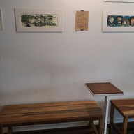 บรรยากาศ Simply Happy