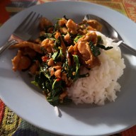 ครัวมุงจาก(เพิงมุงจาก) อาหารตามสั่งและอื่นๆ