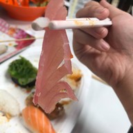 อิสานอินดี้ซูชิย่างไฟ ศูนย์อาหารมีเจริญ อุบลราชธานี