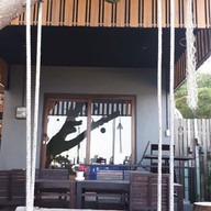 Baan Rom Talay Made'