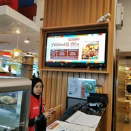 หน้าร้าน Bricks Family Restaurant