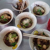 เมนูของร้าน กรุงเก่า"เตี๋ยวเรือ" ริมคลองมะขามเรียง สาขาใหญ่ริมคลองมะขามเรียง ต้นตำหรับ