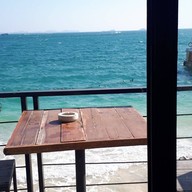 Baan Rom Talay Made'