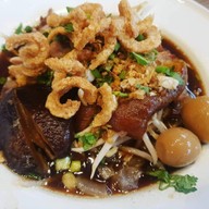 เมนูของร้าน โกเก่งข้าวขาหมู