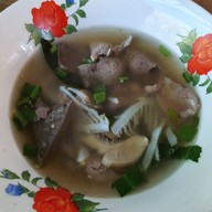 ร้านเนื้อต้มนายเฮง