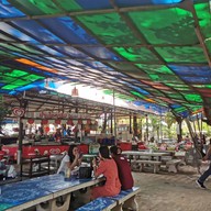 บรรยากาศ สวนอาหารกกขาม