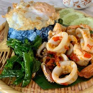 กะเพราชาววัง ขอนแก่น