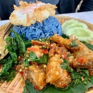 กะเพราชาววัง ขอนแก่น