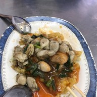 เมนูของร้าน นายหมงหอยทอด