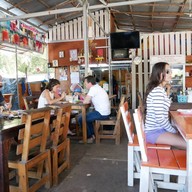 เจ้ติ่ง เกาะเสม็ด