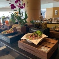 เมนูของร้าน Mistral Restaurant Pullman Bangkok Hotel G