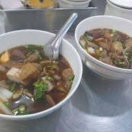 เมนูของร้าน โจ๊ก/ก๋วยจั๊บมัลลิกา ลาดพร้าว ซ.1