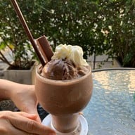 T-TEN Cafe & Restaurant