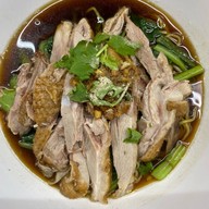 เฮงดีบะหมี่เกี้ยว&ข้าวมันไก่ ชุมชนทุ่งบัว