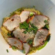 เฮงดีบะหมี่เกี้ยว&ข้าวมันไก่ ชุมชนทุ่งบัว