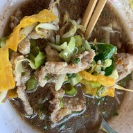 เมนูของร้าน ก๋วยเตี๋ยวเรือกุสี