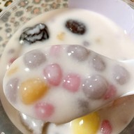 บัวลอยกลมเกลียว by แม่แกว เซนต์หลุยส์