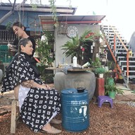 บ้านเทาเสาเหลือง