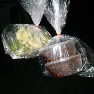 มะม่วงน้ำปลาหวานครูมุ้ย