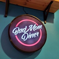บรรยากาศ Bad Mom Diner