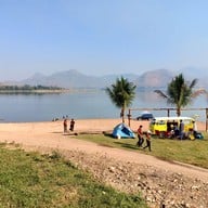 หุบเสือโหน่ง Camping