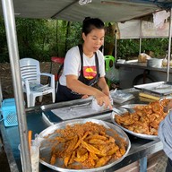 กล้วยทอดใต้ต้นหูกวาง